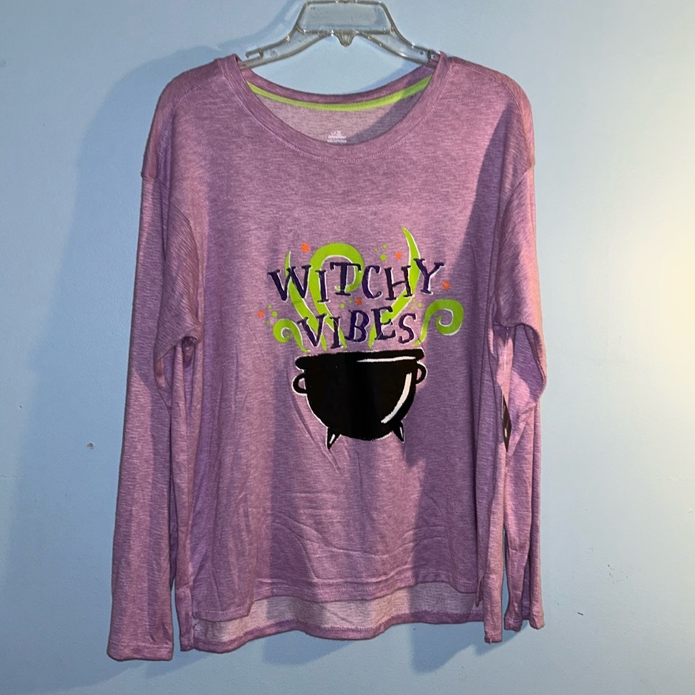NWT purple Halloween super soft sweatshirt witchy vibes size large